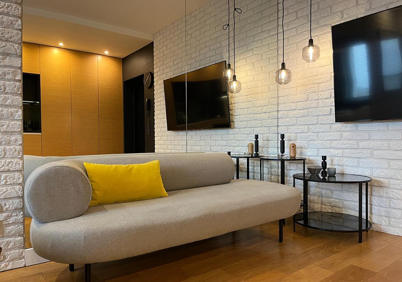 Apartamenty Modern גדינייה מראה חיצוני תמונה