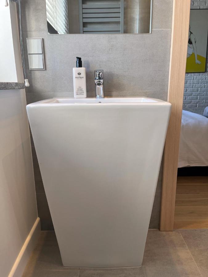 Apartamenty Modern גדינייה מראה חיצוני תמונה